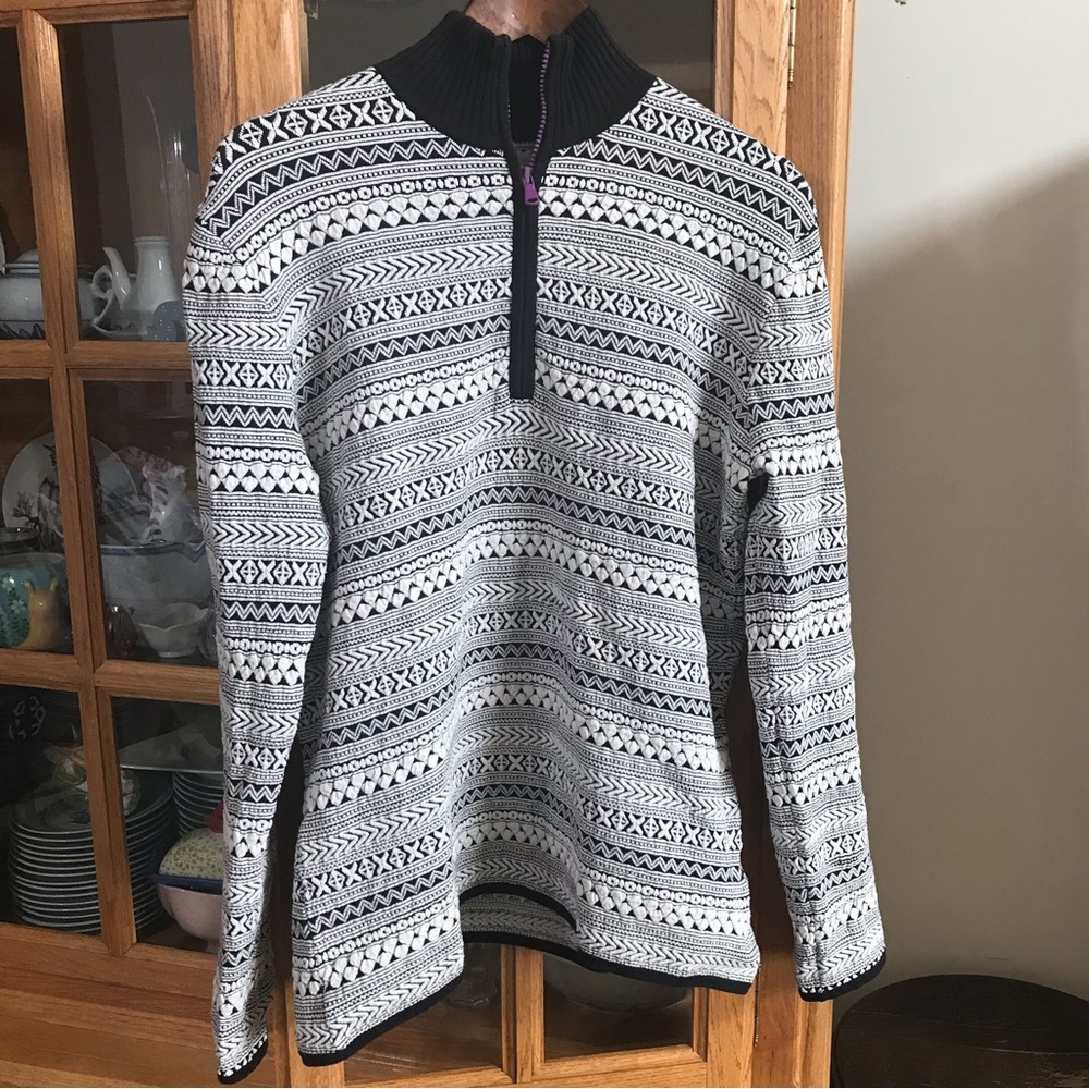 Title Nine quarter zip pullover size XL
